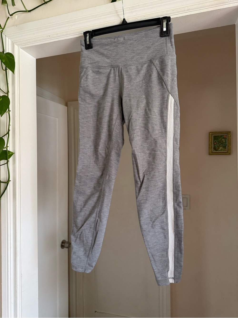 Athleta mesh stripe spandex leggings size small